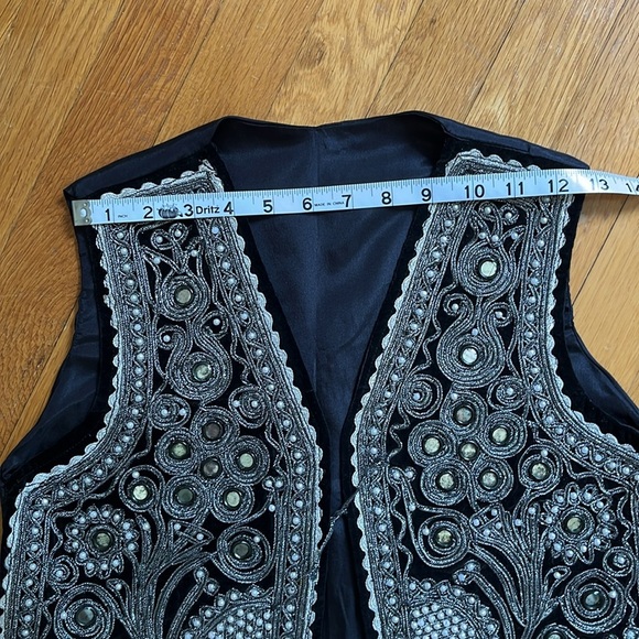 Vintage Beaded Velvet Vest Black & Silver Traditional Folk Embroidered - Picture 10 of 11